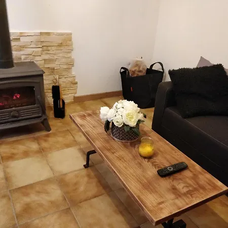 De Charme Dans Noyeraie Holiday home Saint-Cyprien (Dordogne)
